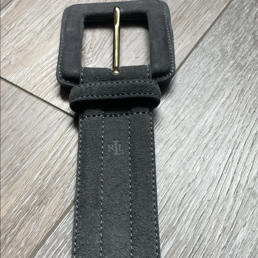 Elegant Women's Black and Brown Belt Set - Picture 8 of 16